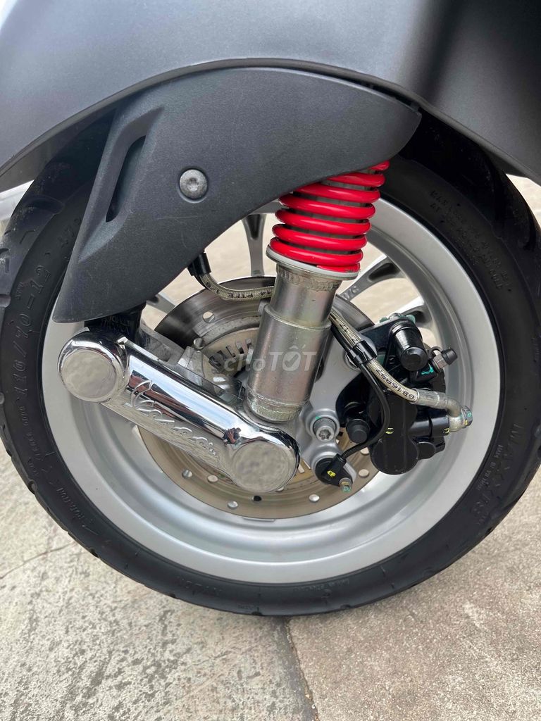 Vespa spinrt 2018 abs chính chủ 60 có bán trả góp. Mua bán Xe máy tại Huyện Trảng Bom Đồng Nai được đăng bởi cửa hàng xe máy Trần Sơn  hình 5