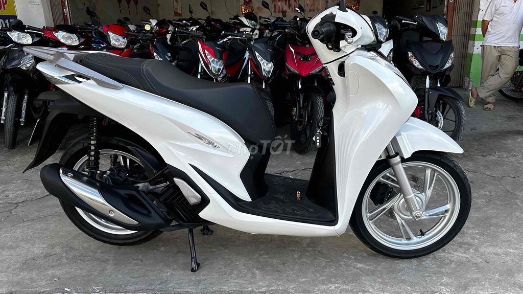 Honda SH 125 trắng đen 2020 ( hỗ trợ góp ). Mua bán Xe máy tại Huyện Chợ Mới An Giang được đăng bởi Cửa hàng xe Thiên Phước 2 hình 2