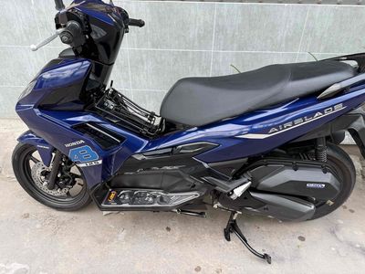 125 4v 2024 xe lướt 6 ngàn đúng chu. Mua bán Xe máy tại Quận Ninh Kiều Cần Thơ được đăng bởi CHXM Thanh Hồng hẻm 233