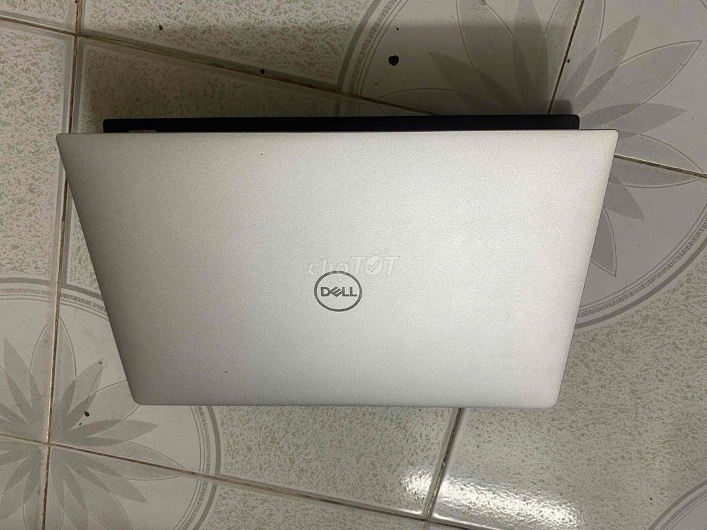 dell xps 7390 i7 10710u 16g 256g siêu mỏng đẹp