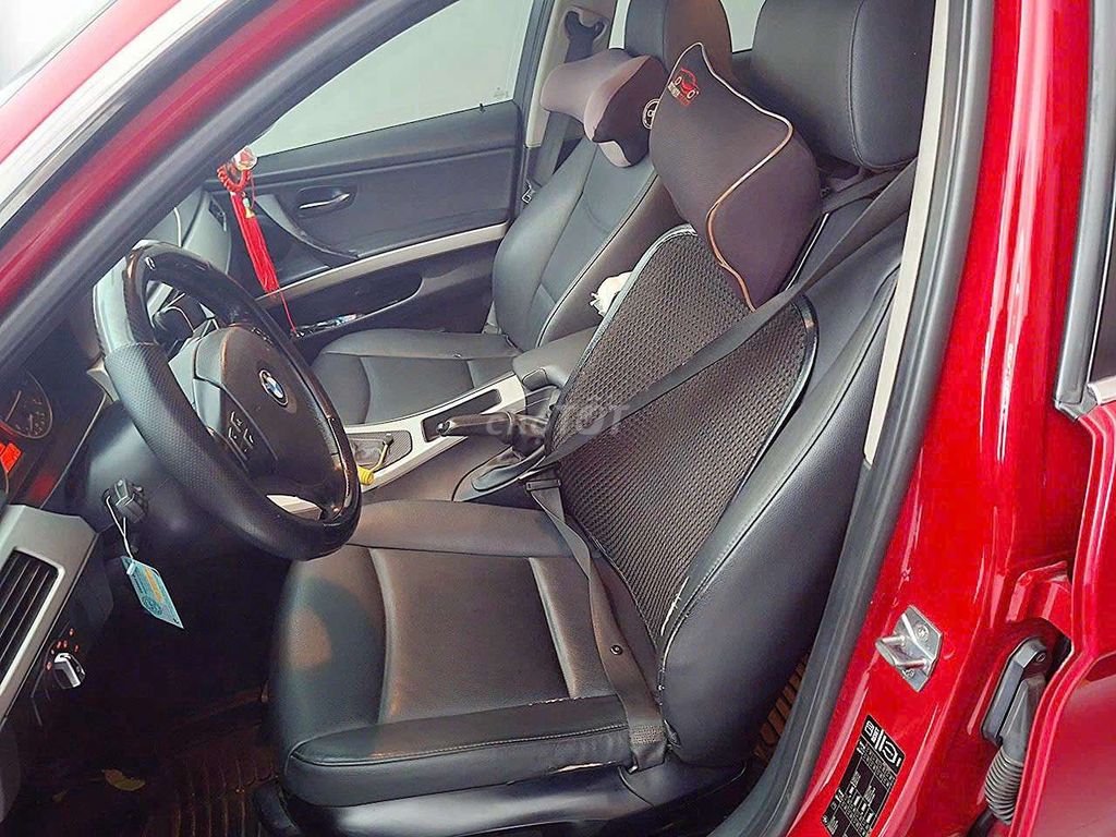 BMW 320i 2011 Đỏ. Mua bán Ô tô tại Quận 5 Tp Hồ Chí Minh được đăng bởi Blue Tyres hình 3