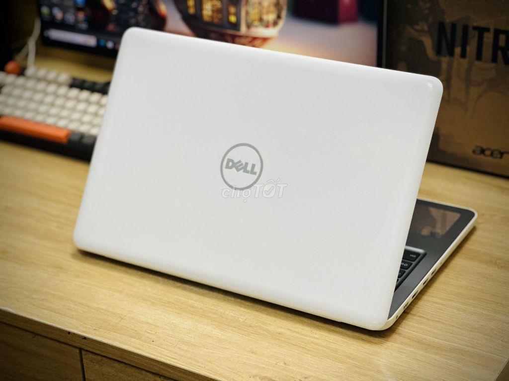 Dell 5567 i5-7200u Ram 8G Ssd 128G Màn 15'6 inch