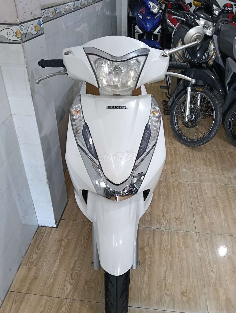 Honda lead 125,bs65 , máy zin xe đẹp. Mua bán Xe máy tại Quận Ninh Kiều Cần Thơ được đăng bởi Ti hình 4