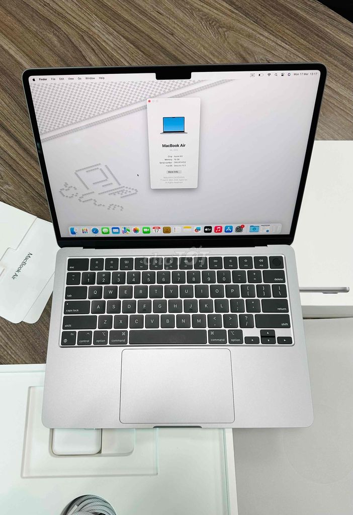 Macbook Air M2 16/256 Space Grey Việt Nam