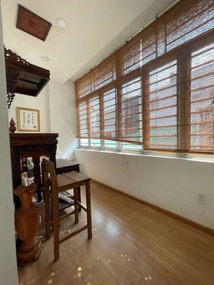 Rent · 2 bd · 95 м² · Quận Gò Vấp, ул. Đường Phạm Văn Đồng