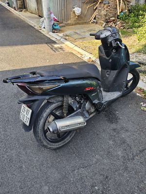 Xe nhà dùng không đi cần bán. Mua bán Xe máy tại Huyện Đông Anh Hà Nội được đăng bởi Quang Hoang