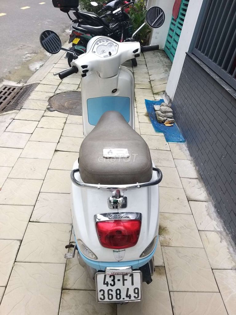 Xe máy Vespa máy êm giấy tờ đầy đủ xem hình. Mua bán Xe máy tại Quận Hải Châu Đà Nẵng được đăng bởi VU THAO hình 5