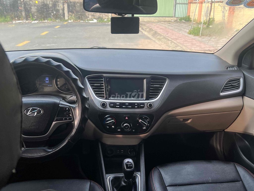 Hyundai Accent 2018 Mt bản full. Mua bán Ô tô tại Thành phố Thủ Đức Tp Hồ Chí Minh được đăng bởi Nguyễn Tiến Dũng hình 11