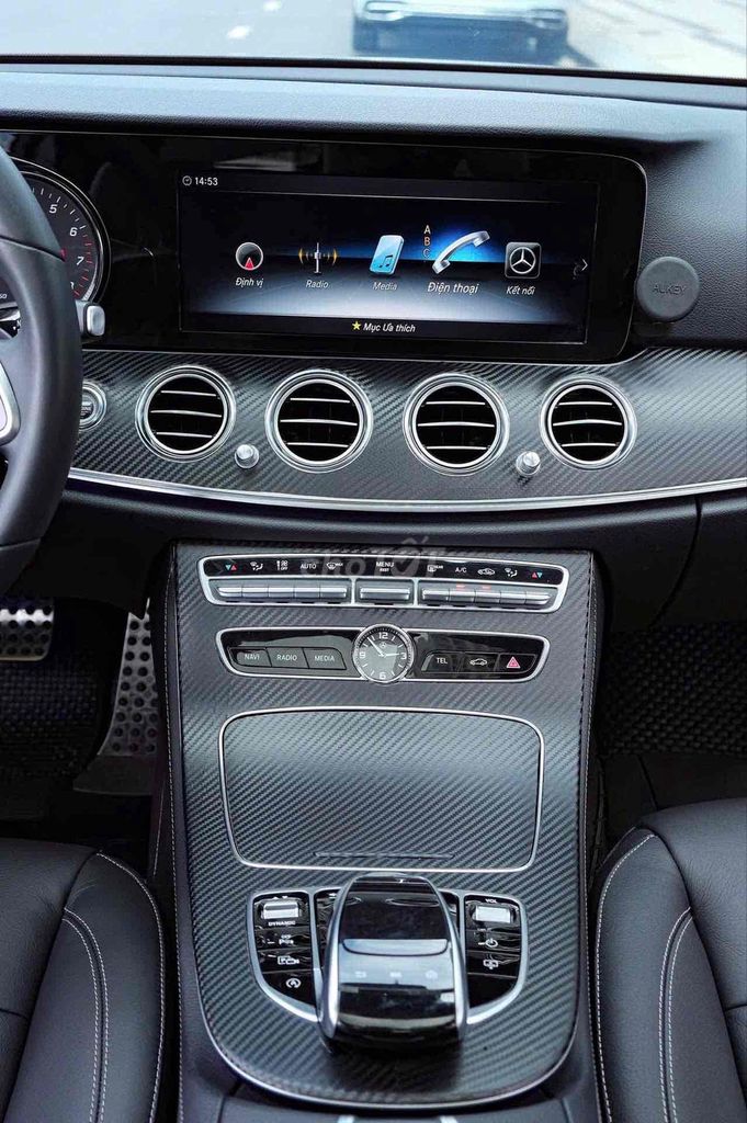 Mercedes-Benz E200 Sport 2019 Đen. Mua bán Ô tô tại Quận 7 Tp Hồ Chí Minh được đăng bởi Hoàng Anh Tuấn hình 12