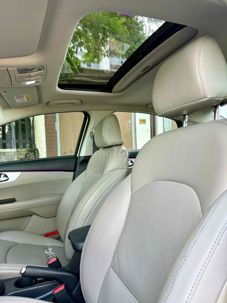 Kia Cerato 2019 1.6 AT Luxury - 77000 km. Mua bán Ô tô tại Quận Ngũ Hành Sơn Đà Nẵng được đăng bởi xuân hình 4