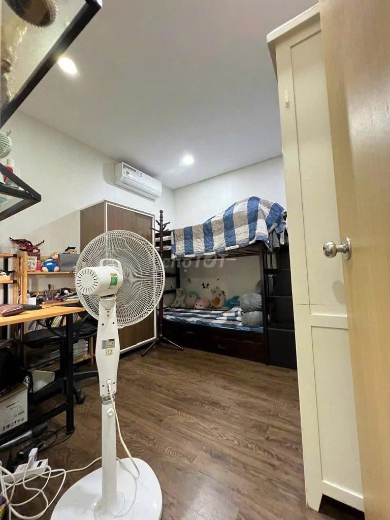 Căn hộ 95m2 Nguyễn Sơn, Phú Thạnh cho thuê 10.5tr/tháng