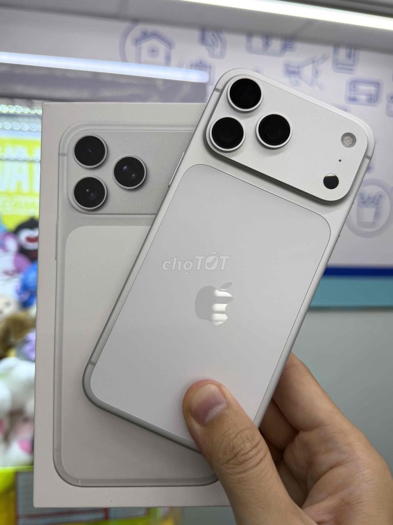 Iphone 17 Pro Max 1TB Bạc Silver Fullbox Pin 100%. Mua bán Điện thoại tại Quận 5 Tp Hồ Chí Minh được đăng bởi Nguyen Van Son hình 1