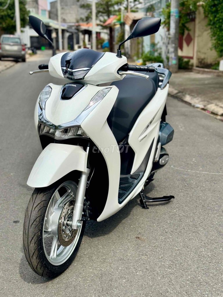 Honda Sh160i 2024 CBS 200km BSTP 9 chủ công chứng