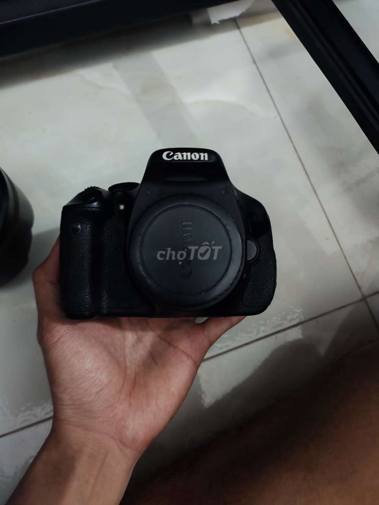 Máy ảnh Canon 600D Đen. Mua bán Máy ảnh, Máy quay tại Quận Hà Đông Hà Nội được đăng bởi Sơn Trần hình 1