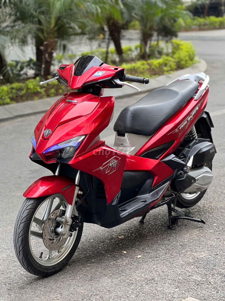 Air blade 125Fi, đèn led, khóa smartkey, 2019, zin. Mua bán Xe máy tại Quận Nam Từ Liêm Hà Nội được đăng bởi Em Nhung hình 2