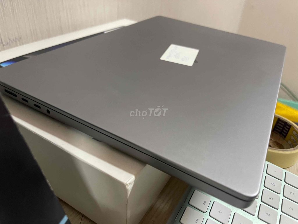 Macbook 16” M1 Pro 2021 16g/512 sạc83 lần bh3 th. Mua bán Laptop tại Quận 3 Tp Hồ Chí Minh được đăng bởi Phúc Nguyễn hình 1