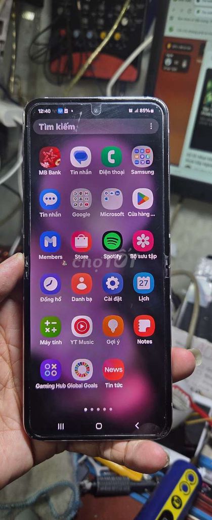 Galaxy Z Flip5 256GB zin toàn bộ trải nghiệm. Mua bán Điện thoại tại Quận 8 Tp Hồ Chí Minh được đăng bởi Thiên Hòa mobile  hình 1