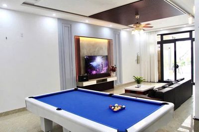 Rent · 6 bd · 400 м² · Quận Ngũ Hành Sơn, ул. Đường Hồ Xuân Hương