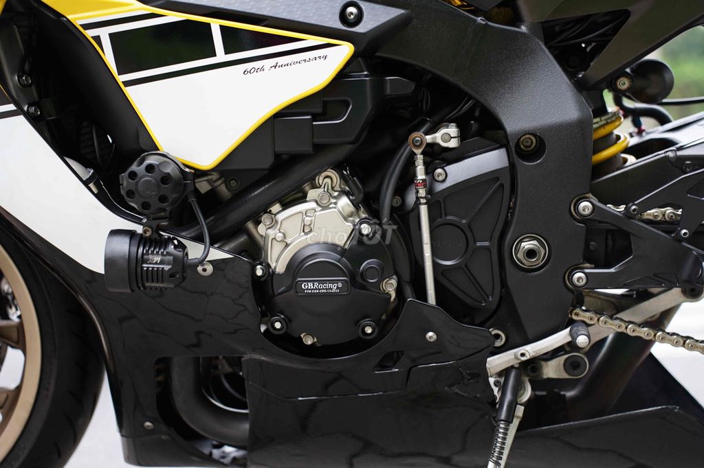 🗽❤️YAMAHA R1 BẢN KỈ NIỆM 60TH . SIU KENG COPT. Mua bán Xe máy tại Thành phố Thủ Đức Tp Hồ Chí Minh được đăng bởi Thi Moto Thủ Đức hình 4