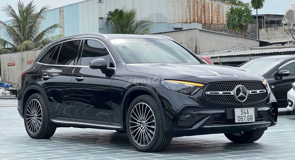 2023 300 4Matic - 5000 km. Mua bán Ô tô tại Thành phố Vũng Tàu Bà Rịa - Vũng Tàu được đăng bởi Quốc việt  hình 3