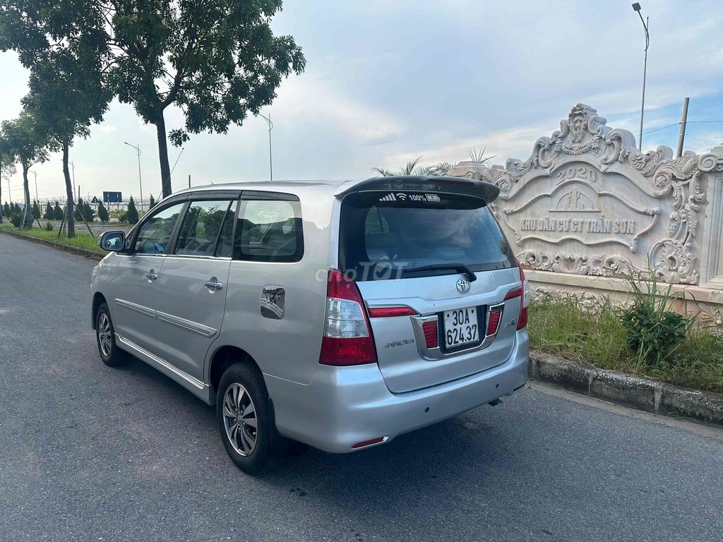 Toyota Innova 2015 2.0E - 310181 km. Mua bán Ô tô tại Quận Long Biên Hà Nội được đăng bởi TOÀN THẮNG Ô TÔ KINH BẮC hình 5