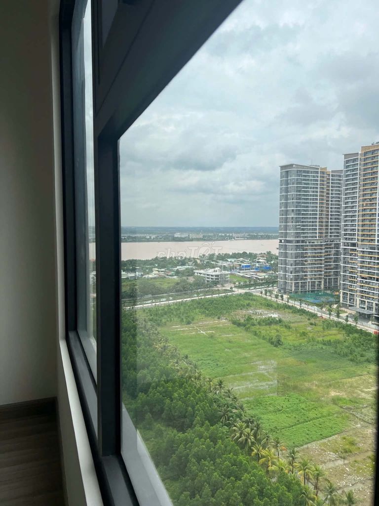 Аренда 2-комнатной квартиры с 2 санузлами в Vinhomes Grand Park