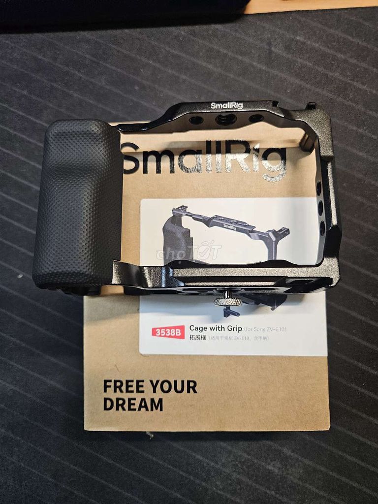 Sony zve10 + thẻ + smallrig + 2 pin + đèn led