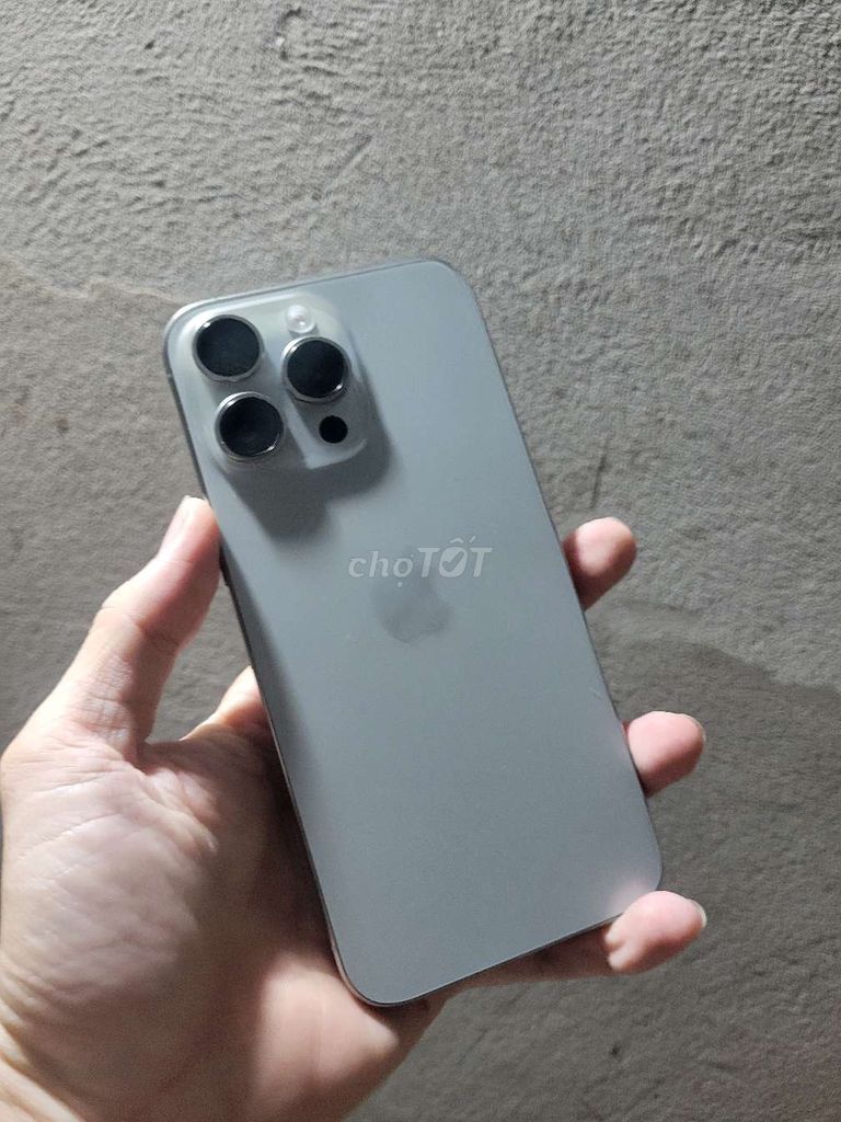 Apple iPhone 15 Pro Max Xám. Mua bán Điện thoại tại Huyện Tân Phước Tiền Giang được đăng bởi Cầm đồ thanh lý  hình 1