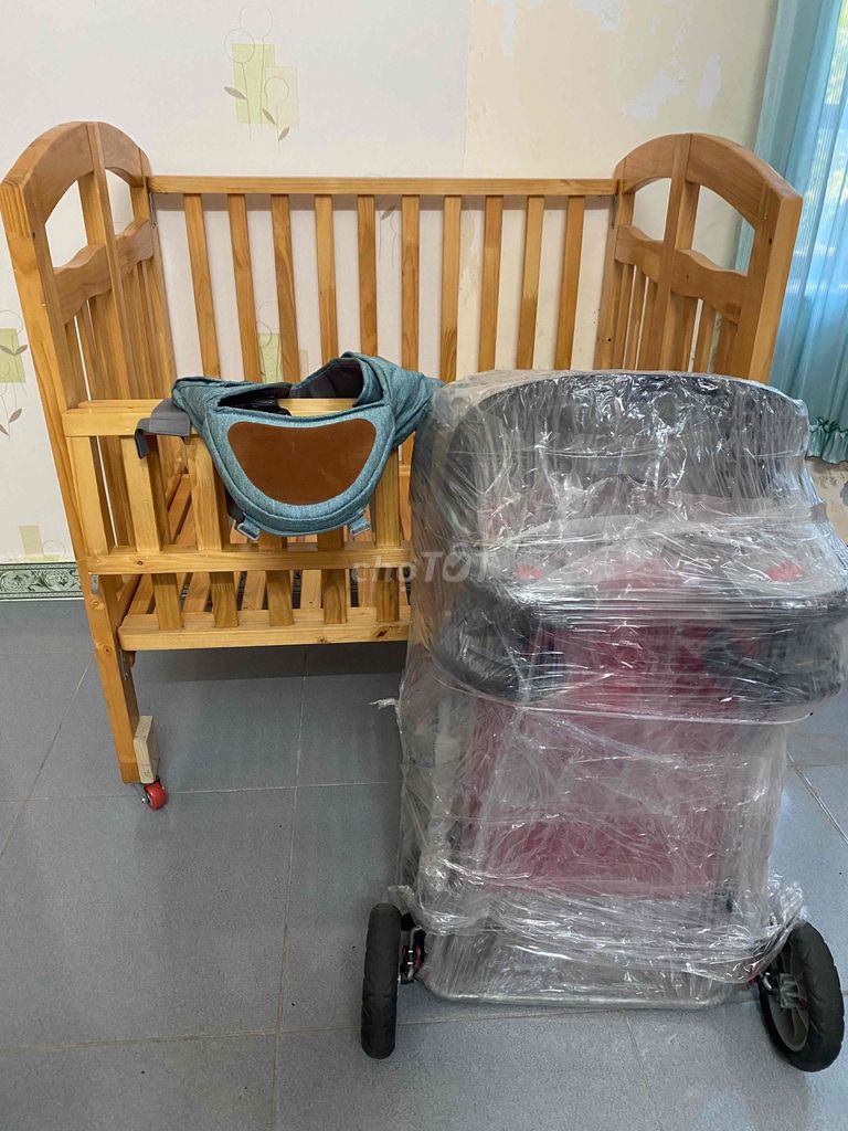 Xe đẩy em bé Kim loại và bộ cũi mới và bộ địu. Mua bán Mẹ và bé tại Thành phố Vũng Tàu Bà Rịa - Vũng Tàu được đăng bởi tien hình 1