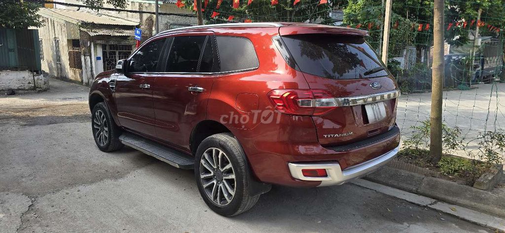 Ford Everest 2020 2.0 Bi-Turbo Titanium hai cầu. Mua bán Ô tô tại Quận Long Biên Hà Nội được đăng bởi Thành Huỳnh xuân hình 3