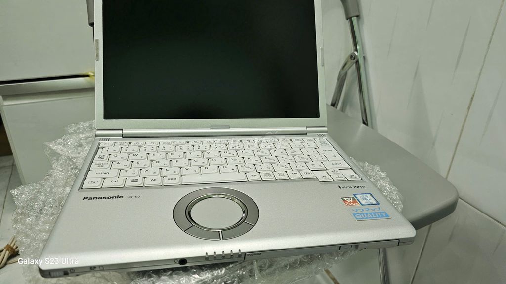 Panasonic CF-SV Nội Địa Nhật – Siêu Nhẹ, pin trâu. Mua bán Laptop tại Quận 10 Tp Hồ Chí Minh được đăng bởi Đinh Thị Hoài hình 1