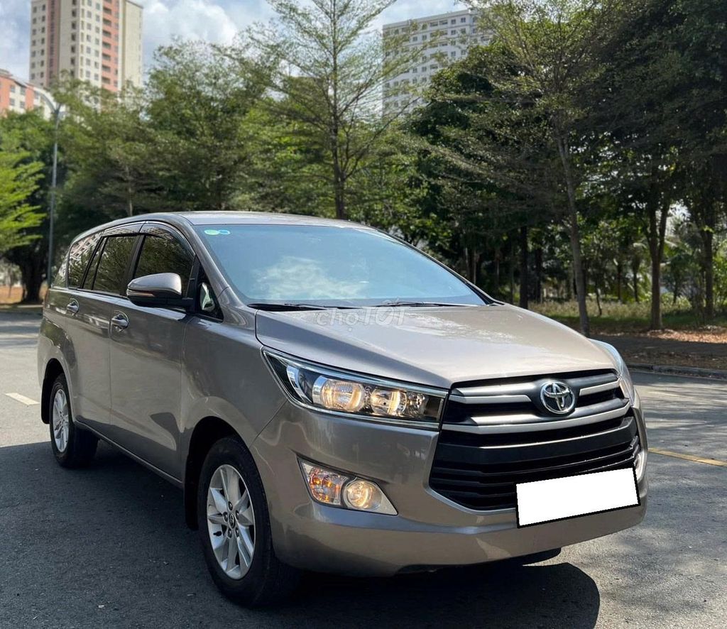 Innova sx 2019 số sàn màu ghi, động cơ máy xăng. Mua bán Ô tô tại Quận Gò Vấp Tp Hồ Chí Minh được đăng bởi Việt 8080 hình 3