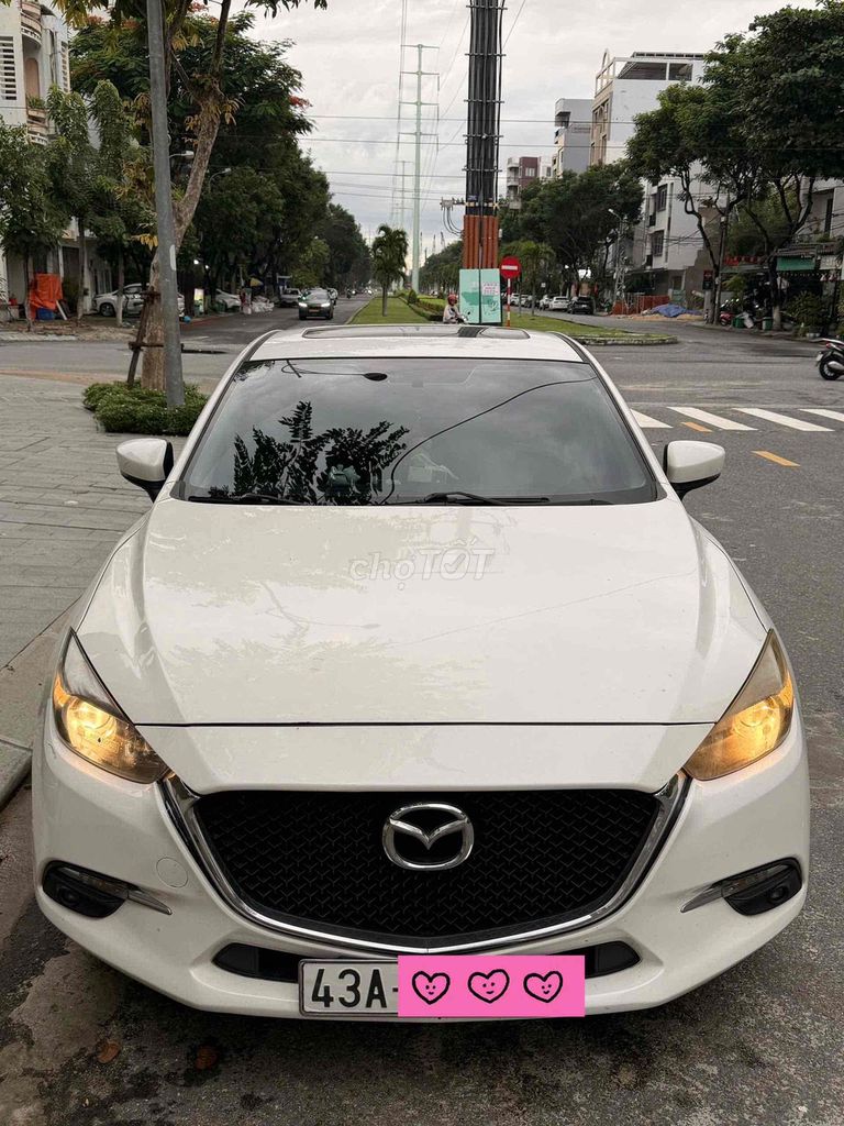 Mazda 3 Sedan Deluxe 2019 Белый
