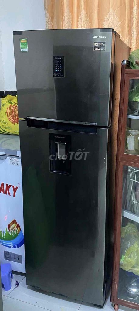 Tủ lạnh Samsung Digital Inverter Đen. Mua bán Tủ lạnh tại Thị xã Bến Cát Bình Dương được đăng bởi Trần Thi Mai hình 1