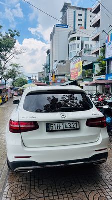 Mercedes Benz GLC 2019 300 4Matic - 67999 km. Mua bán Ô tô tại Quận Bình Thạnh Tp Hồ Chí Minh được đăng bởi Nguyễn Hùng