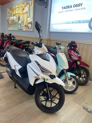 Xe máy điện Yadea Velax H Plus Trắng