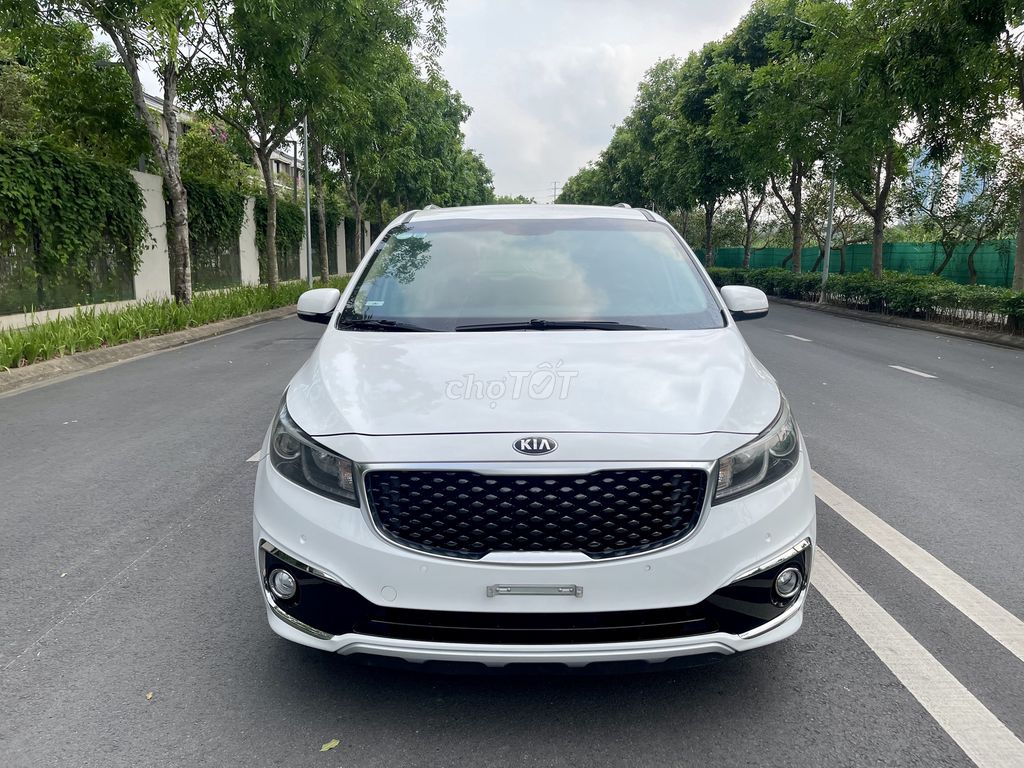 Kia Sedona sản xuất 2018 máy dầu