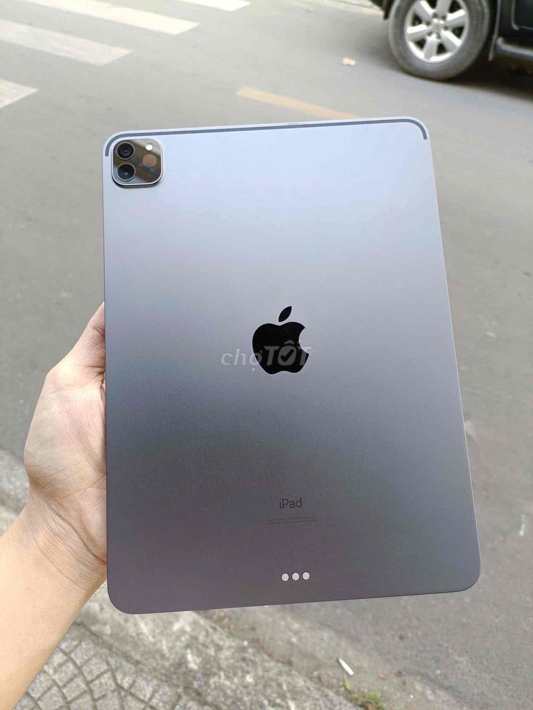 iPad Pro M1 11inch 128GB WIFI keng Pin 100 sạc 60l