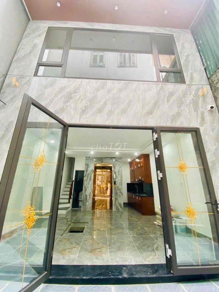Мой владелец продал 6-этажный дом, 35 м2, полностью меблированный лифт mai phuc