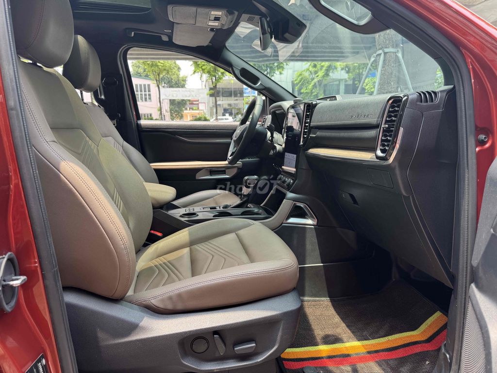 CẦN BÁN FORD EVEREST TITANMIUM 4x2 MODEL 2023. Mua bán Ô tô tại Quận Bắc Từ Liêm Hà Nội được đăng bởi Mr PHÁT THÁI HÀ AUTO hình 13