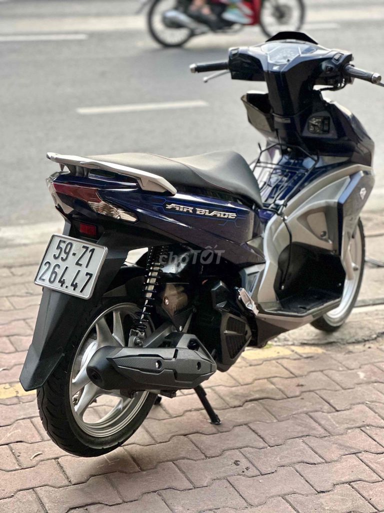 [GÓP ĐC GIỮ CAVET] AIR BLADE 125 2016-BS TPHCM. Mua bán Xe máy tại Quận 12 Tp Hồ Chí Minh được đăng bởi Bùi văn hiếu hình 7
