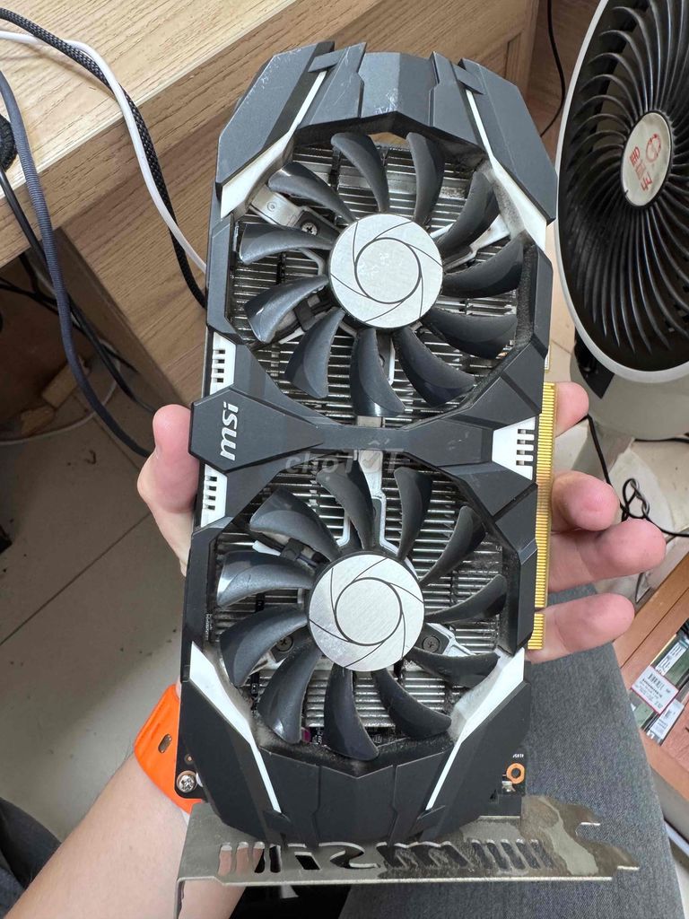 Card đồ họa MSI GTX 1050. Mua bán Linh kiện (RAM, Card...) tại Quận Long Biên Hà Nội được đăng bởi trần quán hy hình 1