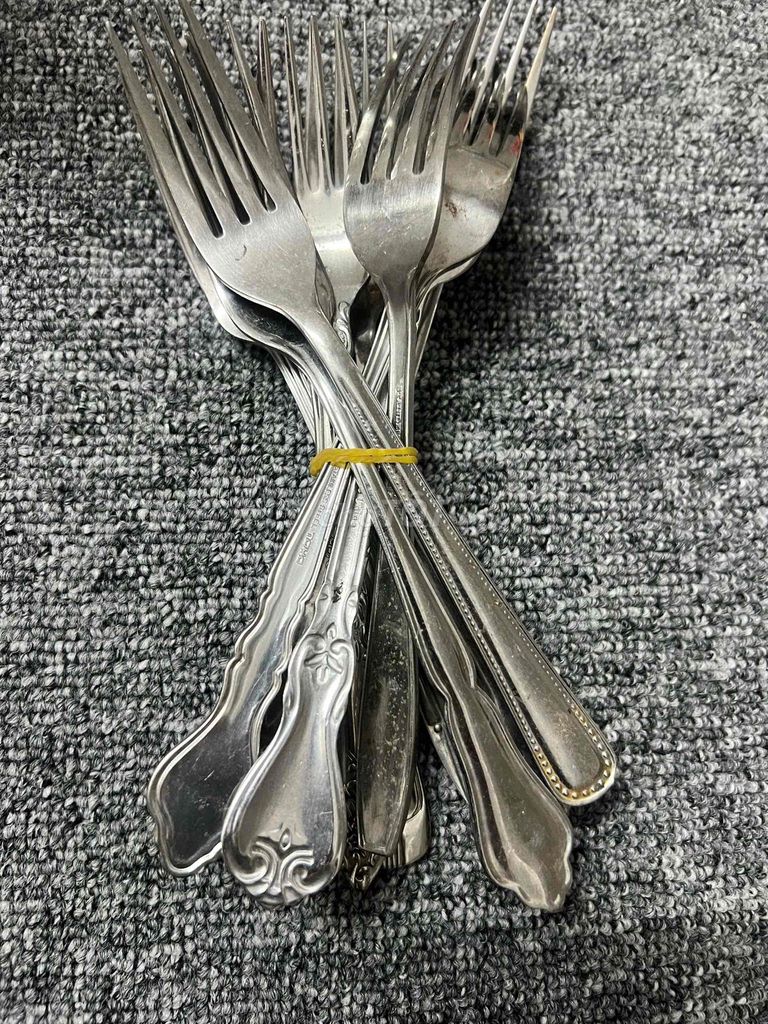 Nĩa ăn Inox Kaicut Kai Nhật Bản 10 cái. Mua bán Dụng cụ nhà bếp tại Quận 10 Tp Hồ Chí Minh được đăng bởi Phong Tran hình 1