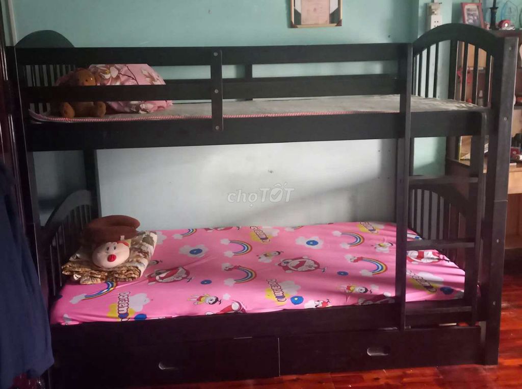 Giường tầng Gỗ Nâu đen 1m x 2m có hộc. Mua bán Giường, chăn ga gối nệm tại Thành phố Thủ Đức Tp Hồ Chí Minh được đăng bởi Đỗ Hiền hình 1