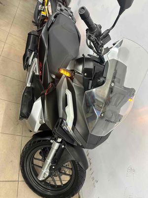 Honda ADV 150 màu Đen