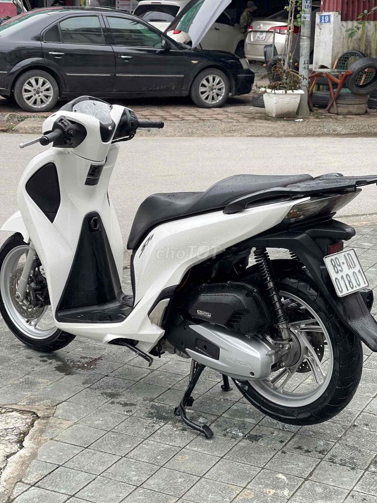 SH 125i Nguyên Bản 2018 Chất_Bảo Hành 3 Năm. Mua bán Xe máy tại Huyện Gia Lâm Hà Nội được đăng bởi Xe Máy Phúc Hưng hình 5