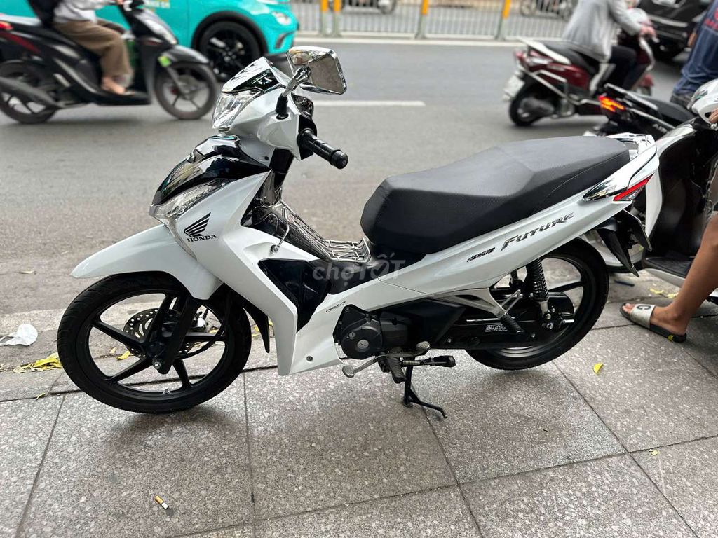 Honda future led FI 2004 mới 99% Bstp chính chủ. Mua bán Xe máy tại Quận Tân Phú Tp Hồ Chí Minh được đăng bởi Tuanduy hình 4