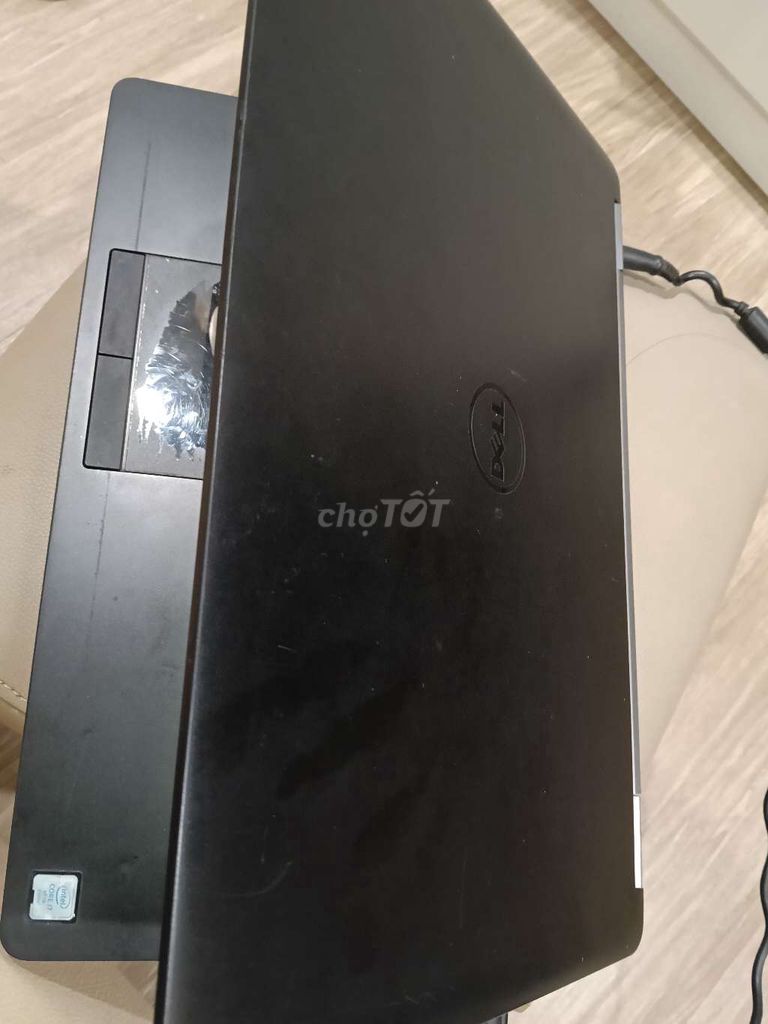 Dell Latitude E5570 i7-6600U 24GB/512GB SSD. Mua bán Laptop tại Huyện Gia Lâm Hà Nội được đăng bởi Tên chưa cung cấp hình 1