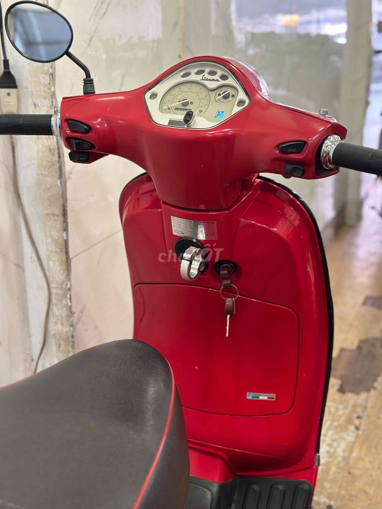 Piaggio Vespa LX125 3Vie Đời 2015 . BSTP Chính Chủ. Mua bán Xe máy tại Quận Phú Nhuận Tp Hồ Chí Minh được đăng bởi Ngọc Huy hình 3