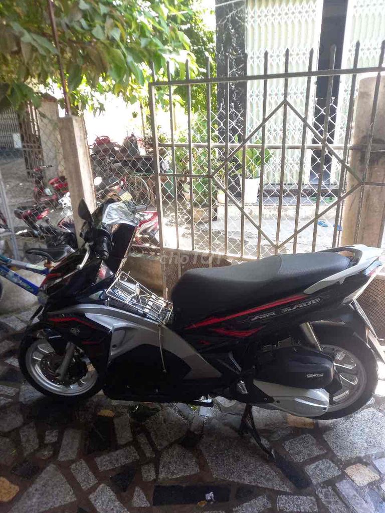 cá nhân bán xe AB125 2017bsphú yên, gtcv. Mua bán Xe máy tại Thành phố Qui Nhơn Bình Định được đăng bởi DƯƠNG HẠNH hình 3